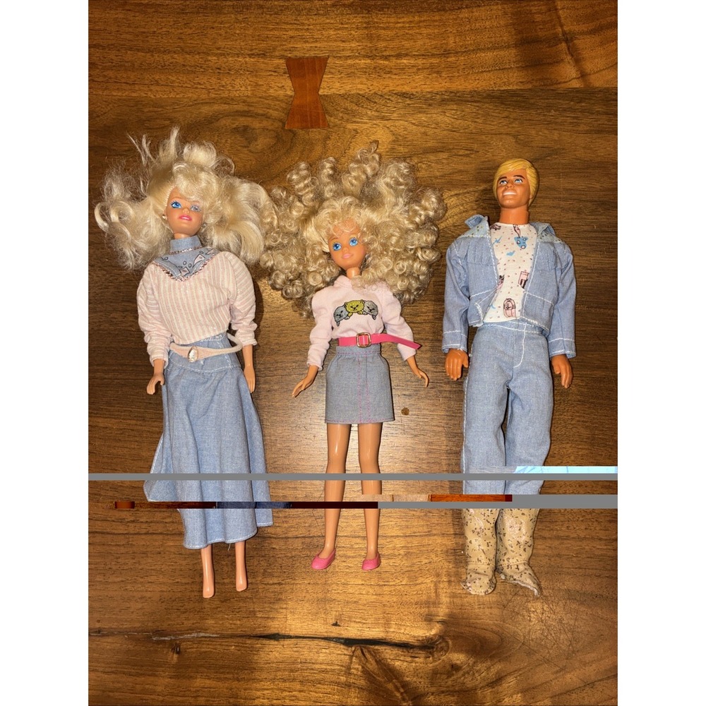 Vintage 1989 Barbie Denim Fun Set 4892 Cool City Blues Pre-owned - Picture 2 of 6